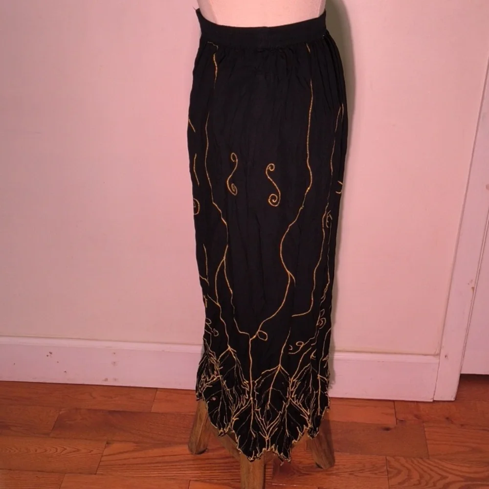 🧚‍♀️Whimsigoth Fairycore Black + Gold Skirt